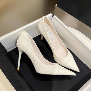 เซ็กซี่ สิทธิบัตรผิวงู หนัง รองเท้าส้นสูงกระจก ฤดูใบไม้ผลิ ฤดูใบไม้ร่วง นิ้วเท้าชี้ใหม่ตัดต่ําบาง สายคล้อง รองเท้าเดี่ยวประกบ 9 ซม.