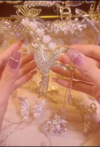 Flower Butterfly Rhinestone Large Hair Clip with Tassel Zinc Alloy Fairy Girls Hair Accessories Women Hair Claw Faux Pearl Clips