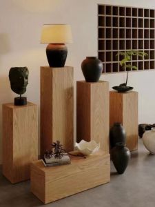 Retro Nordic Japonica Style Wooden Pedestal Stand