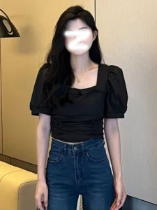 French Collar Bubble Sleeve Short Shirt Womens Niche Design Summer 2024 New Pleated Waist-Cinching Top Korean Style Slim Fit
