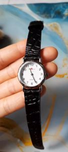 Đồng hồ nữ ViVi size:25mm second hand si nhật- đã qua sử dụng