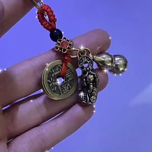 2pcs Liontin Labu Tembaga Gantungan Pixiu Gantungan Kunci Fortune Koin Feng Shui Gantung Keychain