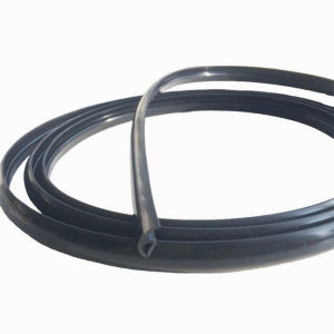 1.7m Car Wiper Front Windshield Panel Moulding Seal Strip for Honda Audi Benz Buick VW Skoda Mazda Ford Toyota BMW E46 E39 M5 X6