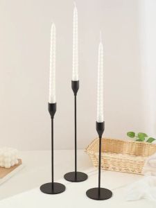 Elegant Black Iron Candle Holder European Style Wedding Table Decorative Atmosphere Sensation Candlestick Home Decoration