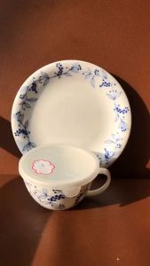 [Hàng Hiếm Japan Limited] Combo 01 Ly + 01 Dĩa Cạn Gốm Lam Thuỷ Mẫu Nguyệt Quế