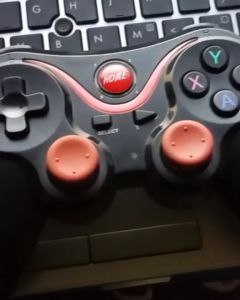 Controller Gaming Bluetooth Multifungsi untuk Smartphone & Smart TV - Hitam Merah