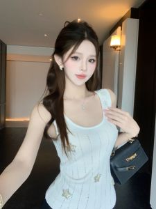 GUZILIAN | Spring Summer Pure Color Diamond Embellished Sweet Spicy U-Neck Mini Vest Women Design Slim Fit Beautiful Clavicle Top