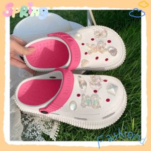 LHMoonlight งานเข้าใหม่ รองเท้าแตะแฟชั่นแบบสวมหัวโต มาพร้อมเซ็ทตัวติดสุดน่ารัก ลายใหม่ล่าสุดของทางร้าน ราคาดีมาก  รีบมาตำเลย