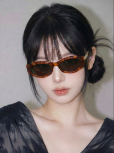 HELEN KELLER | Fashion Vintage Tortoiseshell Cat Eye Sunglasses