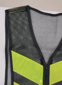 [ออกใบกำกับภาษีได้] เสื้อสะท้อนแสง ทรงวี วีพีเมี่ยม 3  มีซิป สีดำ/เขียวมะนาว (พร้อมส่งในไทย/รวมVatแล้วค่ะ)