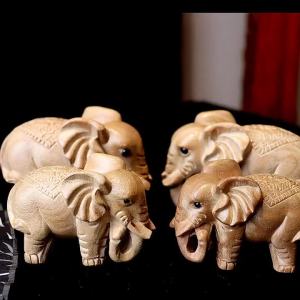 FENGHONGTAO | Lucky Wooden Statue Ornament