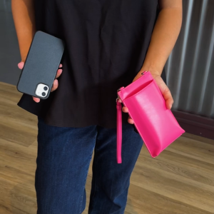 NOSE Crossbody Phone Pouch - Nude