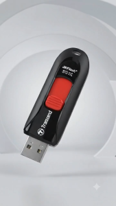 Transcend Jetflash 590 USB 2.0 Flash Drive - 32GB