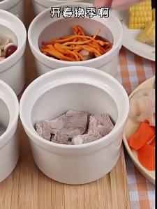 Versatile Steaming Bowl with Lid