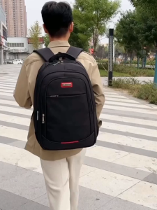 กระเป๋านักเรียน กระเป๋าเป้เดินทาง มีให้เลือก กระเป๋ากันน้ำ ดีไซด์เนียบ เรียบร้อย เหมาะสำหรับเด็กนักเรียนชั้นประถม