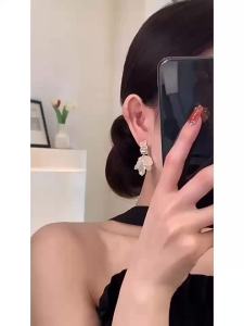 kuina | Exquisite Flowery Tassel Earrings French Elegant Small Unique Silver Studs