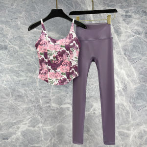 High Aesthetic Value Naked Sensation Yoga Fitness Clothing Set Womens Professional Pilates Sportswear Spring New Arrival