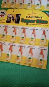 1 Renteng isi 12pcs Lem G Handomse 1 Renteng isi 12pcs Lem Per Lempeng Super Glue Lem Korea Renceng