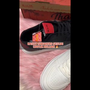 BUM Equipment Womens Shoes BE99324 / BE99325 (Black / White)