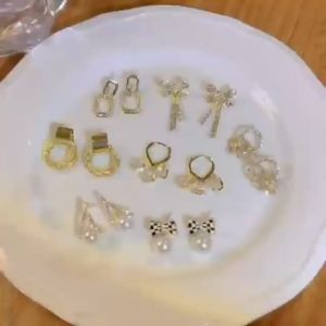 ANTING KOREA WANITA STYLE KOREA JARUM S925 ANTI ALERGI MOTIF TERBARU IMPORT