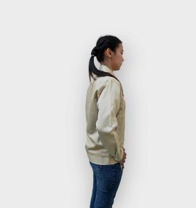 เสื้อแจ็คเก็ตผู้หญิงสีครีม ไซส์M