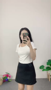 ชุดเซ็ตแฟชั่น  เสื้อไหล่ตรง+กระโปรง  สไตล์เก๋