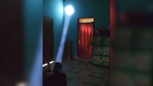 Senter Kepala LED Zoom Super Terang Headlamp LUBY L-2905 50w - Cahaya Putih