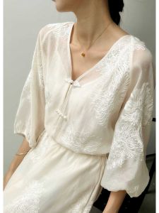 Silk Embroidered Chinese Style Shirt JANE Satin Surface with Button Design New Traditional Chinese Shirt Womens Straight Tube Blouse