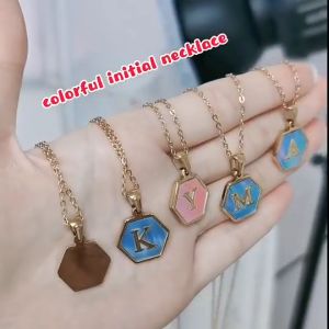 สร้อยคอ ST2 ร้านไทยส่งไว 🌸 สร้อยคอคู่รักแฟน สเตนเลส 18k ประดับจี้รูปตัวอักษร สีทอง สีชมพู สําหรับผู้หญิง ทอง ราคาพิเศษ