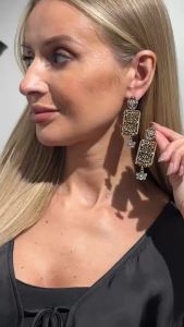 Ingemark Vintage Texture Square Rhinestone Pendant Drop Earrings for Women Elegant Metal Piercing Earrings Party Charm Jewelry