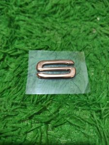 (warna gold) Emblem Huruf Logo All new SCOOPY K2f 2021-2024 Original