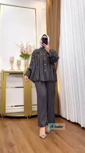 SETELAN KEMEJA KANCING FULL RAYON MOTIF SALUR PELANGI KEKINIAN setcel kemeja kancing