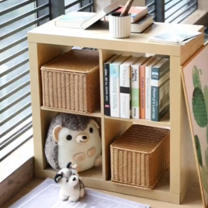 (28*18*17cm)ตะกร้าหวายสาน ตะกร้าสานสำหรับใส่เสื้อผ้ากล่องใส่เสื้อผ้าหวายปลอม PP สำหรับตกแต่ง