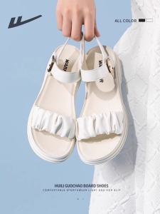 รองเท้าแตะผู้หญิง Warri ฤดูร้อน 2025 รองเท้าแตะพื้นแบนระบายอากาศได้ดี สไตล์นางฟ้า รองเท้าแฟชั่น รองเท้าแตะพื้นหนา รองเท้าแตะส้นเตี้ย