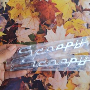 Aksesoris Scoopy Lokal: Desain Emblem Scoopy Timbul Chrome