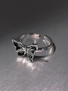 Retro Dark Style 2025 New Butterfly Ring for Women Elegant Simple Fashion Sweet Cool Index Ring Mixed Material Insect Pattern