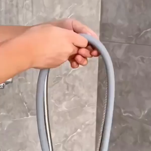 Dây mềm cấp nước sen tắm vòi xịt bằng silicon thế hệ mới chịu nhiệt độ cao (dài 1.5m)