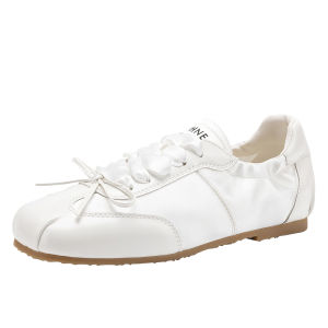 Daphne | Elevating Fashionable Training Shoes