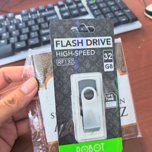 (TERMURAH) Flashdisk 16 Gb Murottal Alquran 99 Qori 1050 Kajian Islam + Buku Panduan TEBAL