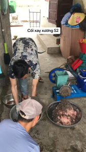 Cối đùn thịt công nghiệp xoắn mạ inox 52 42 cối xay xương xay thịt xay cổ gà cua| Cối xiết mỡ đùn xương lớn