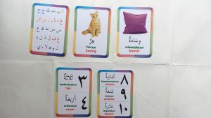 Buku Balita Mengenal Huruf & Angka Hijaiyah Pertamaku Boardbook