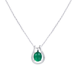 สร้อยคอคริสตัลสีเขียวธรรมชาติสำหรับผู้หญิง 2025 ใหม่ จีนกลาง ระดับไฮเอนด์ ชั้นบนๆ คอตุ๊กตา เสื้อกันหนาวฤดูใบไม้ร่วง/ฤดูหนาว