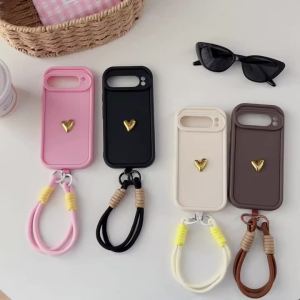 Ốp Điện Thoại Google Pixel Sang Trọng Hình Trái Tim 3D - Vỏ Bảo Vệ TPU Mềm Chống Sốc Kèm Dây Đeo Tay