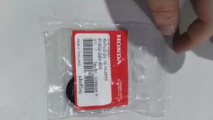 HONDA GENUINE PARTS 91202-GB4-692 OIL SEAL 18.9X28X5