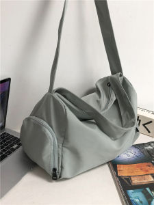 Casual Nylon Crossbody Bag for Men Japan and South Korea Style Sport Handbag with Zipper Closure Large Capacity Shoulder Bag