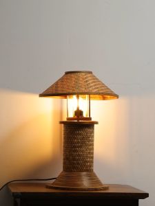 Thailucky โคมไฟหัวเตียง ตั้งโต๊ะ โคมไม้ไผ่มีหมวก วินเทจ bamboo lamp ของตกแต่งบ้าน โรงแรม ร้านกาแฟ