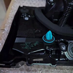 Lampu Stop-Stoplamp Belakang Kiri Toyota Innova Zenix 81590-VT020