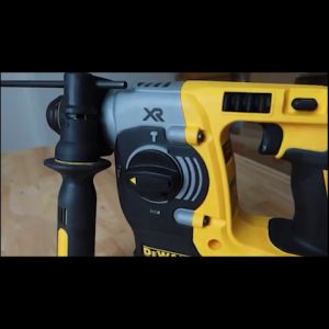 DEWALT สว่านโรตารี่ไร้สายไร้แปรงถ่าน 12V เฉพาะตัว DCH072N-KR