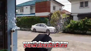 เครื่องทำหิมะ ส่ายอัตโนมัติ 2000W Snow Machine Auto-Rotate พ่นไกล 15m ครอบคลุม 100 ตร.ม. สร้างหิมะเทียม ฟองหิมะ