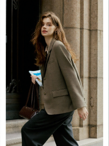 KUHNMARVIN | Áo Blazer Nữ Màu Nâu Phong Cách Retro